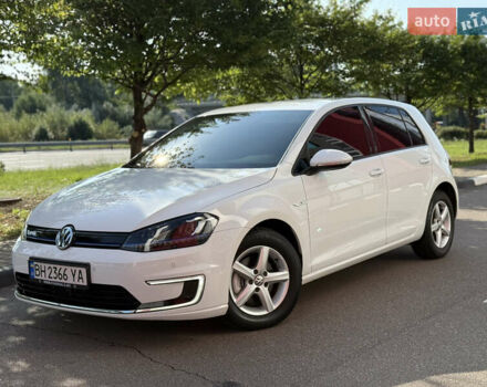 Белый Фольксваген e-Golf, объемом двигателя 0 л и пробегом 95 тыс. км за 9500 $, фото 12 на Automoto.ua