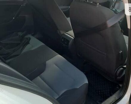 Белый Фольксваген e-Golf, объемом двигателя 0 л и пробегом 107 тыс. км за 8800 $, фото 8 на Automoto.ua