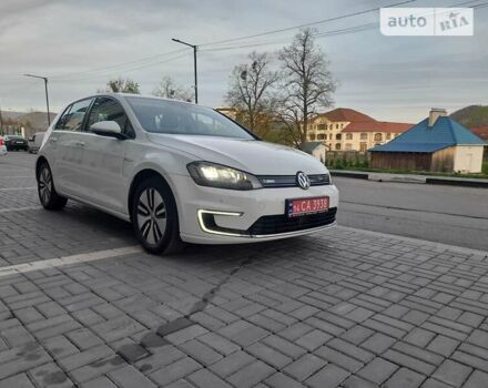 Білий Фольксваген e-Golf, об'ємом двигуна 0 л та пробігом 134 тис. км за 10549 $, фото 33 на Automoto.ua