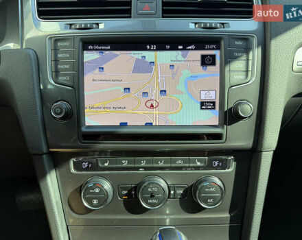 Белый Фольксваген e-Golf, объемом двигателя 0 л и пробегом 95 тыс. км за 9500 $, фото 43 на Automoto.ua