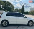 Белый Фольксваген e-Golf, объемом двигателя 0 л и пробегом 135 тыс. км за 9400 $, фото 2 на Automoto.ua