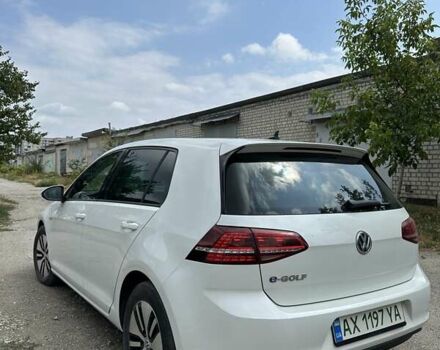 Белый Фольксваген e-Golf, объемом двигателя 0 л и пробегом 118 тыс. км за 10500 $, фото 5 на Automoto.ua