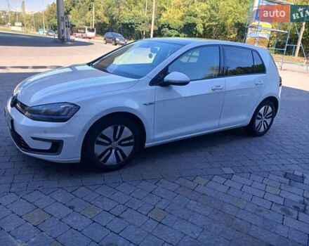 Білий Фольксваген e-Golf, об'ємом двигуна 0 л та пробігом 151 тис. км за 9100 $, фото 19 на Automoto.ua