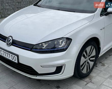 Белый Фольксваген e-Golf, объемом двигателя 0 л и пробегом 154 тыс. км за 9200 $, фото 9 на Automoto.ua