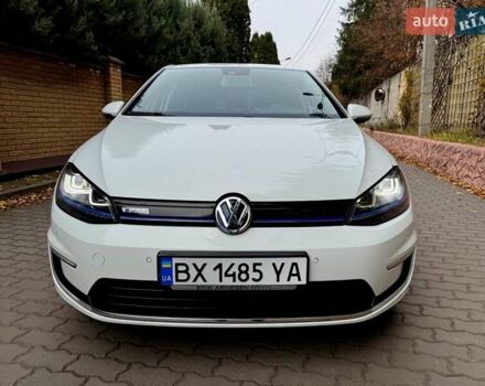 Белый Фольксваген e-Golf, объемом двигателя 0 л и пробегом 121 тыс. км за 8500 $, фото 1 на Automoto.ua