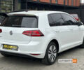 Белый Фольксваген e-Golf, объемом двигателя 24 л и пробегом 93 тыс. км за 10300 $, фото 5 на Automoto.ua