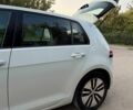 Белый Фольксваген e-Golf, объемом двигателя 0 л и пробегом 165 тыс. км за 7500 $, фото 12 на Automoto.ua