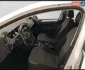 Белый Фольксваген e-Golf, объемом двигателя 0 л и пробегом 80 тыс. км за 7600 $, фото 6 на Automoto.ua