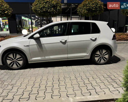 Белый Фольксваген e-Golf, объемом двигателя 0 л и пробегом 169 тыс. км за 8400 $, фото 12 на Automoto.ua