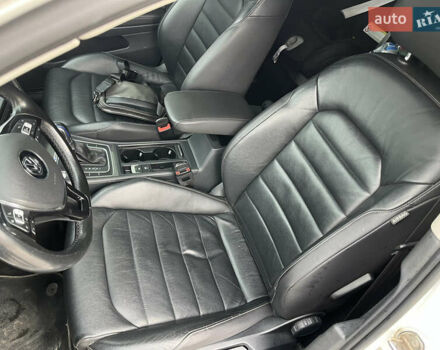 Белый Фольксваген e-Golf, объемом двигателя 0 л и пробегом 104 тыс. км за 9000 $, фото 15 на Automoto.ua