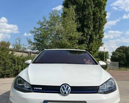 Белый Фольксваген e-Golf, объемом двигателя 0 л и пробегом 135 тыс. км за 9400 $, фото 6 на Automoto.ua