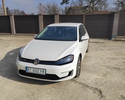 Белый Фольксваген e-Golf, объемом двигателя 0 л и пробегом 78 тыс. км за 10000 $, фото 3 на Automoto.ua