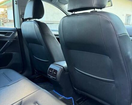 Белый Фольксваген e-Golf, объемом двигателя 0 л и пробегом 78 тыс. км за 10000 $, фото 18 на Automoto.ua