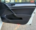Белый Фольксваген e-Golf, объемом двигателя 0 л и пробегом 97 тыс. км за 8550 $, фото 39 на Automoto.ua
