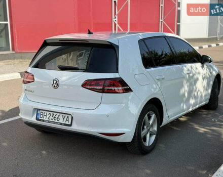 Белый Фольксваген e-Golf, объемом двигателя 0 л и пробегом 95 тыс. км за 9500 $, фото 6 на Automoto.ua