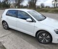 Белый Фольксваген e-Golf, объемом двигателя 0 л и пробегом 109 тыс. км за 8700 $, фото 5 на Automoto.ua