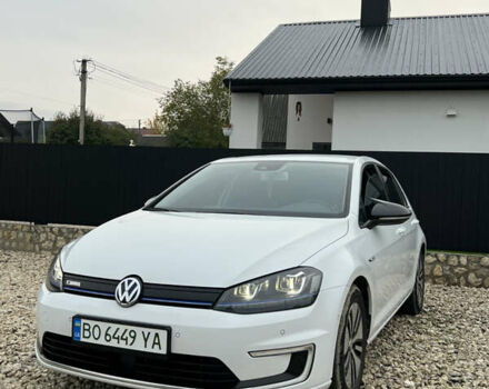 Белый Фольксваген e-Golf, объемом двигателя 0 л и пробегом 110 тыс. км за 8490 $, фото 2 на Automoto.ua