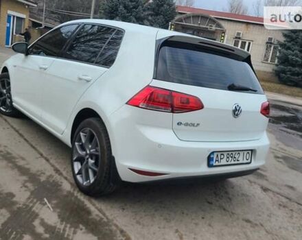 Білий Фольксваген e-Golf, об'ємом двигуна 0 л та пробігом 126 тис. км за 11600 $, фото 5 на Automoto.ua