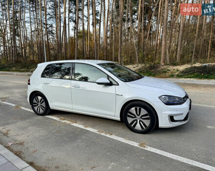 Білий Фольксваген e-Golf, об'ємом двигуна 0 л та пробігом 149 тис. км за 8200 $, фото 3 на Automoto.ua