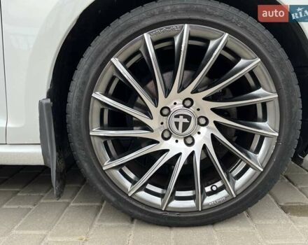 Белый Фольксваген e-Golf, объемом двигателя 0 л и пробегом 105 тыс. км за 12300 $, фото 24 на Automoto.ua