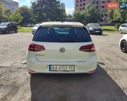 Белый Фольксваген e-Golf, объемом двигателя 0 л и пробегом 142 тыс. км за 9700 $, фото 6 на Automoto.ua