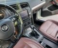 Белый Фольксваген e-Golf, объемом двигателя 0 л и пробегом 136 тыс. км за 8950 $, фото 6 на Automoto.ua