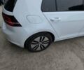 Белый Фольксваген e-Golf, объемом двигателя 0 л и пробегом 192 тыс. км за 7550 $, фото 31 на Automoto.ua