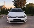 Белый Фольксваген e-Golf, объемом двигателя 0 л и пробегом 167 тыс. км за 9500 $, фото 5 на Automoto.ua