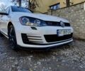 Белый Фольксваген e-Golf, объемом двигателя 0 л и пробегом 65 тыс. км за 12800 $, фото 8 на Automoto.ua