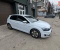 Белый Фольксваген e-Golf, объемом двигателя 0 л и пробегом 192 тыс. км за 7550 $, фото 9 на Automoto.ua