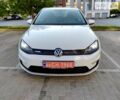 Білий Фольксваген e-Golf, об'ємом двигуна 0 л та пробігом 99 тис. км за 12700 $, фото 2 на Automoto.ua