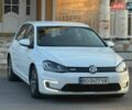 Белый Фольксваген e-Golf, объемом двигателя 0 л и пробегом 98 тыс. км за 8550 $, фото 7 на Automoto.ua