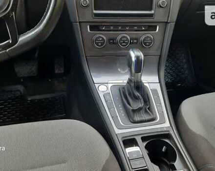 Белый Фольксваген e-Golf, объемом двигателя 0 л и пробегом 107 тыс. км за 8800 $, фото 41 на Automoto.ua