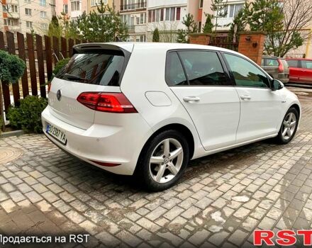 Білий Фольксваген e-Golf, об'ємом двигуна 0 л та пробігом 120 тис. км за 11200 $, фото 2 на Automoto.ua