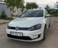 Белый Фольксваген e-Golf, объемом двигателя 0 л и пробегом 138 тыс. км за 8900 $, фото 1 на Automoto.ua