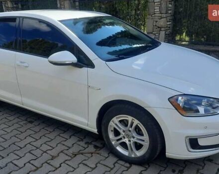 Белый Фольксваген e-Golf, объемом двигателя 0 л и пробегом 160 тыс. км за 7500 $, фото 18 на Automoto.ua