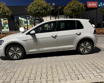 Белый Фольксваген e-Golf, объемом двигателя 0 л и пробегом 169 тыс. км за 8400 $, фото 13 на Automoto.ua