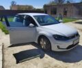 Белый Фольксваген e-Golf, объемом двигателя 0 л и пробегом 84 тыс. км за 9600 $, фото 8 на Automoto.ua