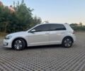 Білий Фольксваген e-Golf, об'ємом двигуна 0 л та пробігом 107 тис. км за 9200 $, фото 5 на Automoto.ua