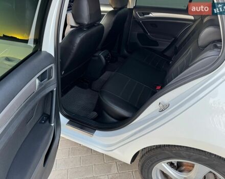 Белый Фольксваген e-Golf, объемом двигателя 0 л и пробегом 172 тыс. км за 8399 $, фото 10 на Automoto.ua