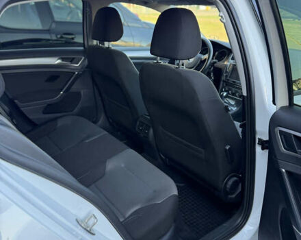 Белый Фольксваген e-Golf, объемом двигателя 0 л и пробегом 106 тыс. км за 7600 $, фото 9 на Automoto.ua