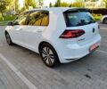 Білий Фольксваген e-Golf, об'ємом двигуна 0 л та пробігом 99 тис. км за 12700 $, фото 15 на Automoto.ua