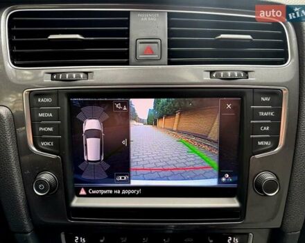 Белый Фольксваген e-Golf, объемом двигателя 0 л и пробегом 121 тыс. км за 8500 $, фото 31 на Automoto.ua