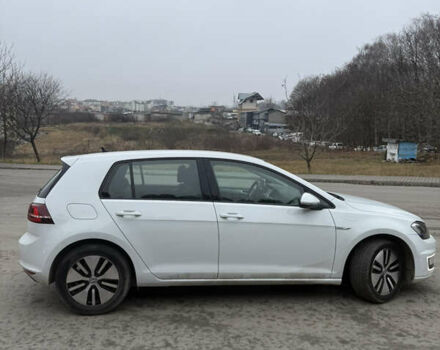 Білий Фольксваген e-Golf, об'ємом двигуна 0 л та пробігом 103 тис. км за 8499 $, фото 14 на Automoto.ua