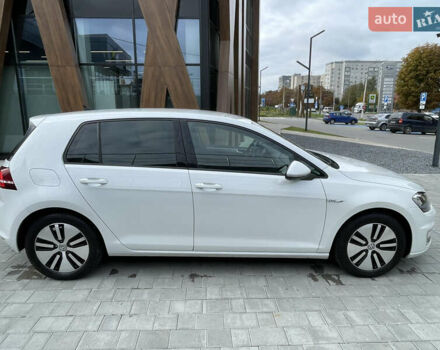Белый Фольксваген e-Golf, объемом двигателя 0 л и пробегом 154 тыс. км за 9200 $, фото 6 на Automoto.ua