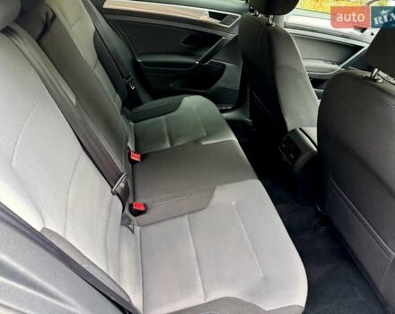 Белый Фольксваген e-Golf, объемом двигателя 0 л и пробегом 121 тыс. км за 8500 $, фото 15 на Automoto.ua