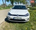 Белый Фольксваген e-Golf, объемом двигателя 0 л и пробегом 196 тыс. км за 7900 $, фото 1 на Automoto.ua