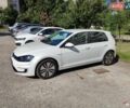 Белый Фольксваген e-Golf, объемом двигателя 0 л и пробегом 142 тыс. км за 9700 $, фото 1 на Automoto.ua