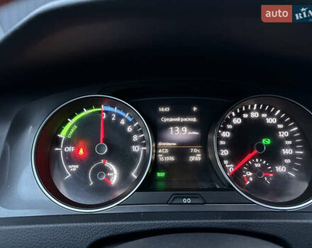 Белый Фольксваген e-Golf, объемом двигателя 0 л и пробегом 161 тыс. км за 7750 $, фото 9 на Automoto.ua