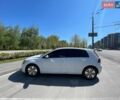 Белый Фольксваген e-Golf, объемом двигателя 0 л и пробегом 56 тыс. км за 10000 $, фото 1 на Automoto.ua